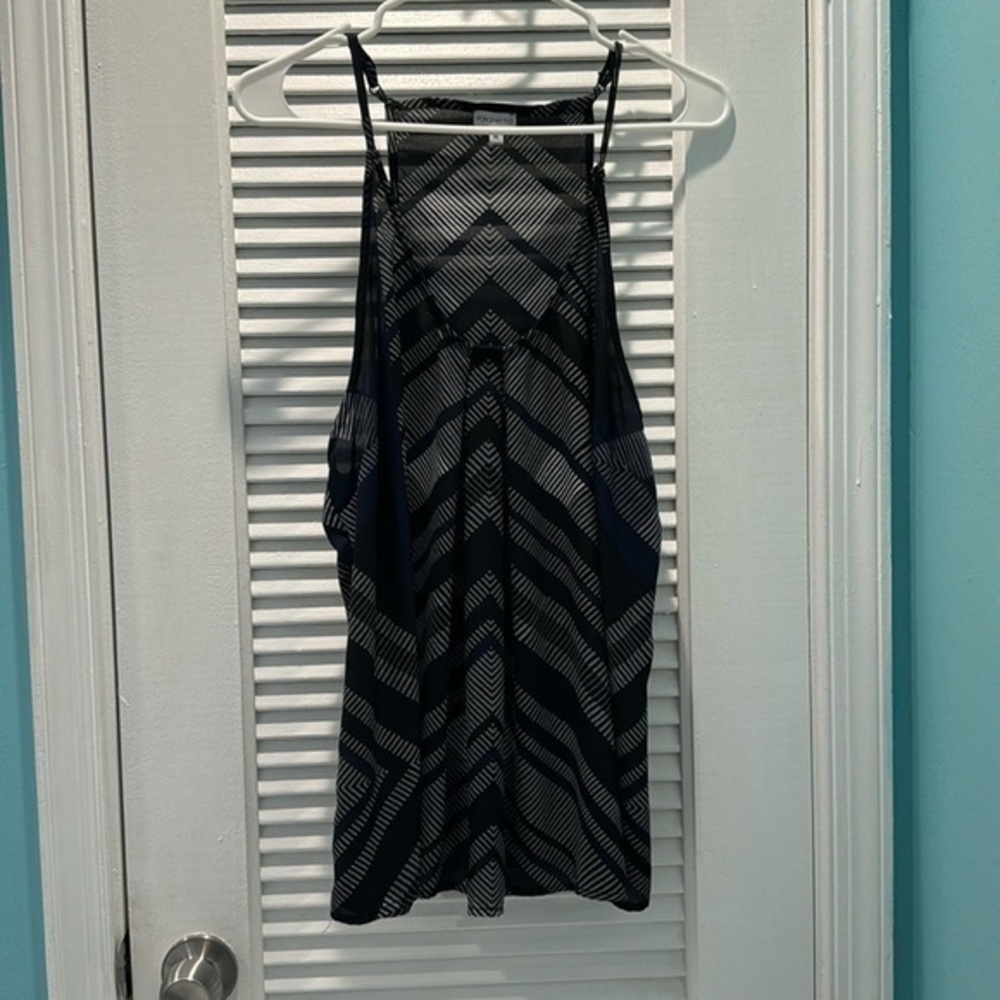 casual women’s top